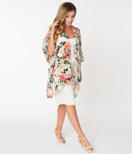 Load image into Gallery viewer, 1920s Style Beige & Pink Floral Devore Velvet Kimono